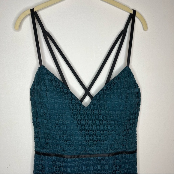 Guess teal strappy dress crochet lace overlay knee length special occasion sz 14 - Picture 8 of 15